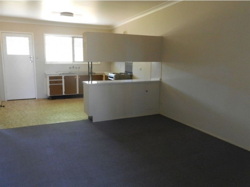 2/23 Elizabeth Street, Warwick QLD 4370