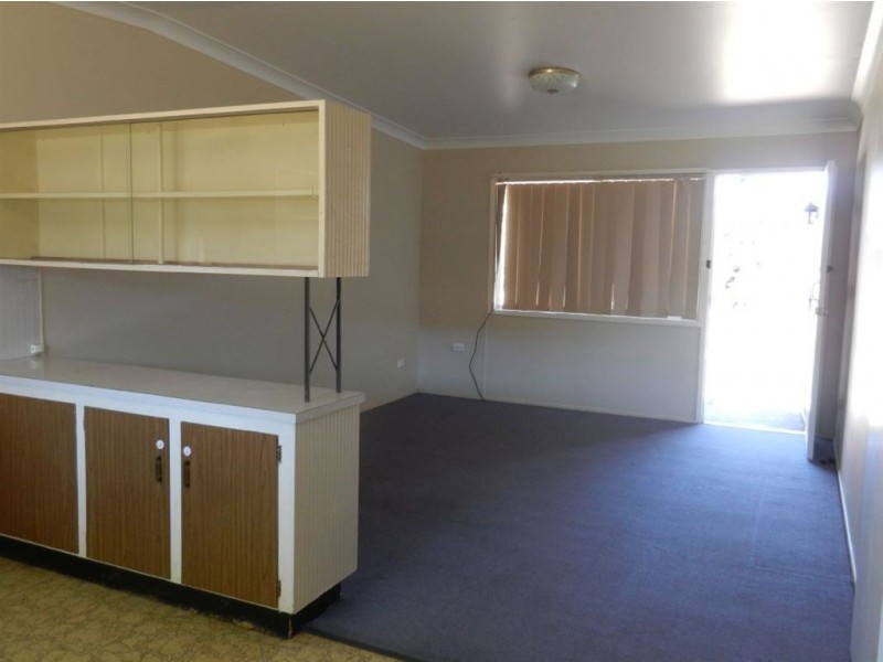 2/23 Elizabeth Street, Warwick QLD 4370