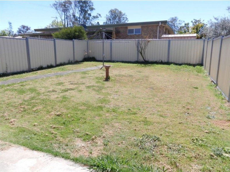 2/23 Elizabeth Street, Warwick QLD 4370