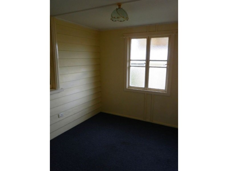 2 Miller Street, Warwick QLD 4370