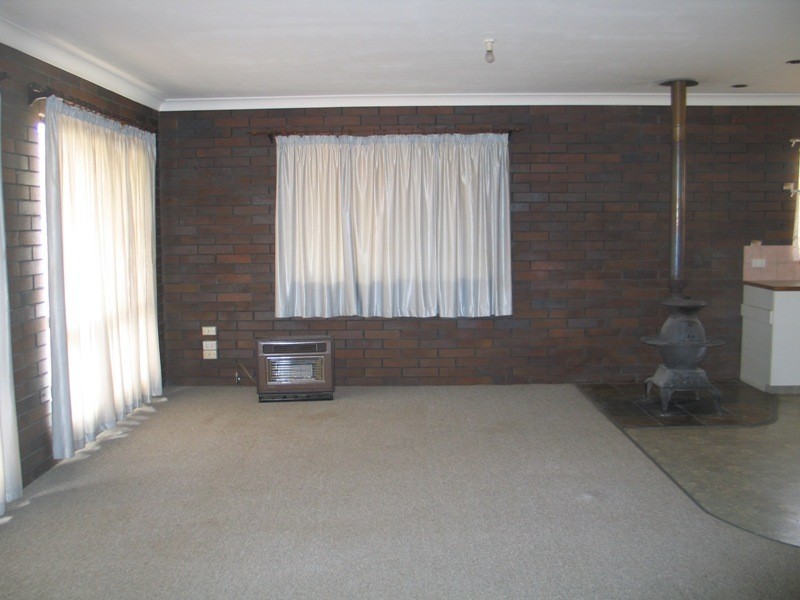 6 Howard St, Warwick QLD 4370