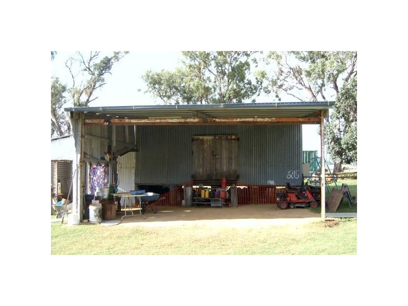 Emu Vale QLD 4371