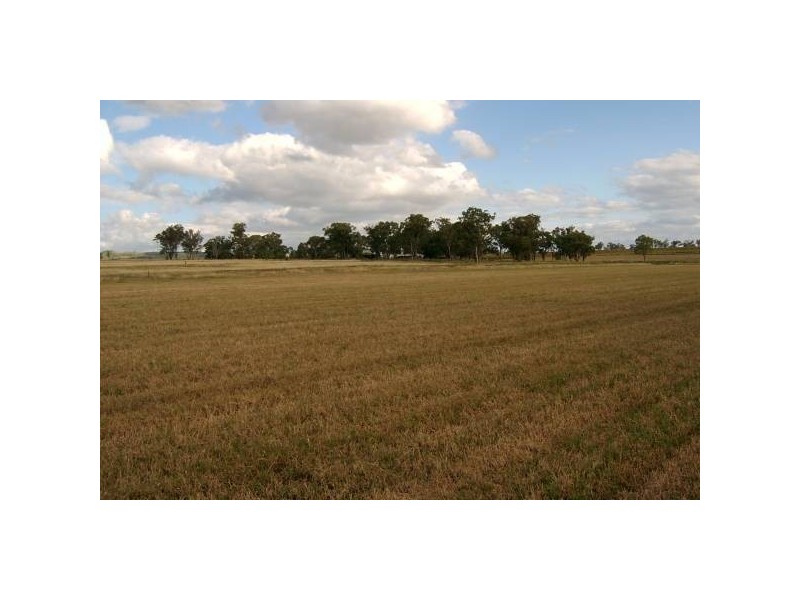 Emu Vale QLD 4371