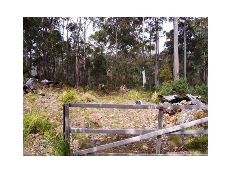 18 Little Spit Road, Lake Leake TAS 7210