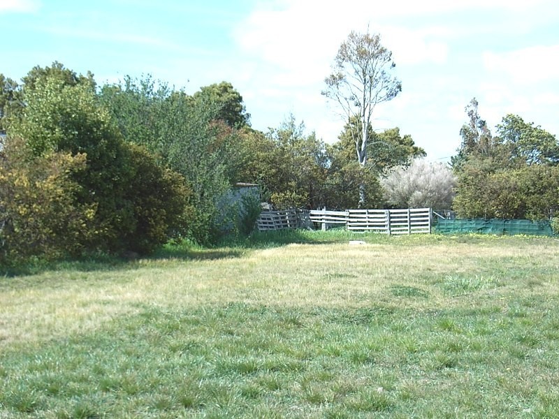 15 New Street, Campbell Town TAS 7210