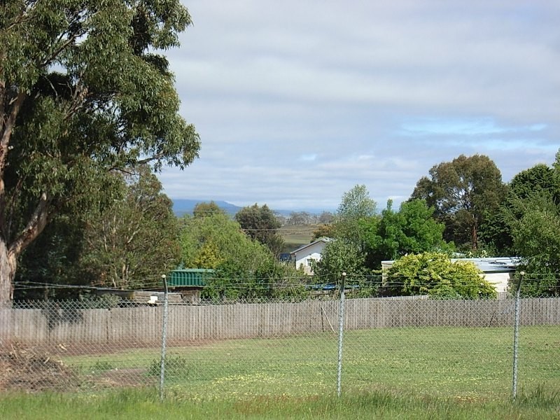 9 Grant Street, Campbell Town TAS 7210