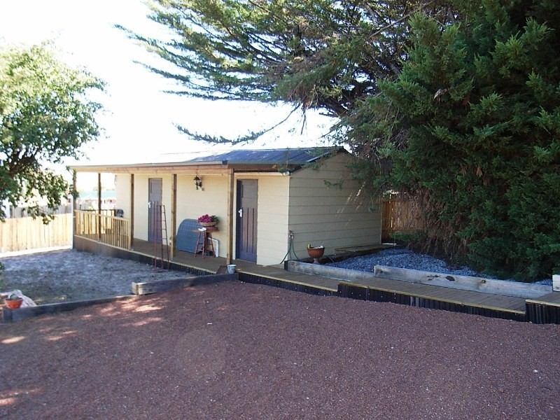 15 Queen Street, Campbell Town TAS 7210
