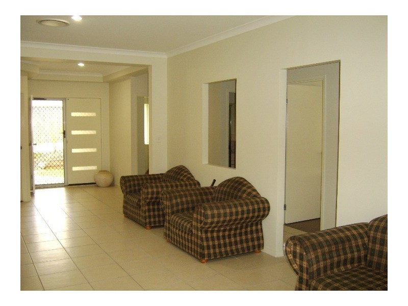 25 Antonson Crescent, Mudgeeraba QLD 4213
