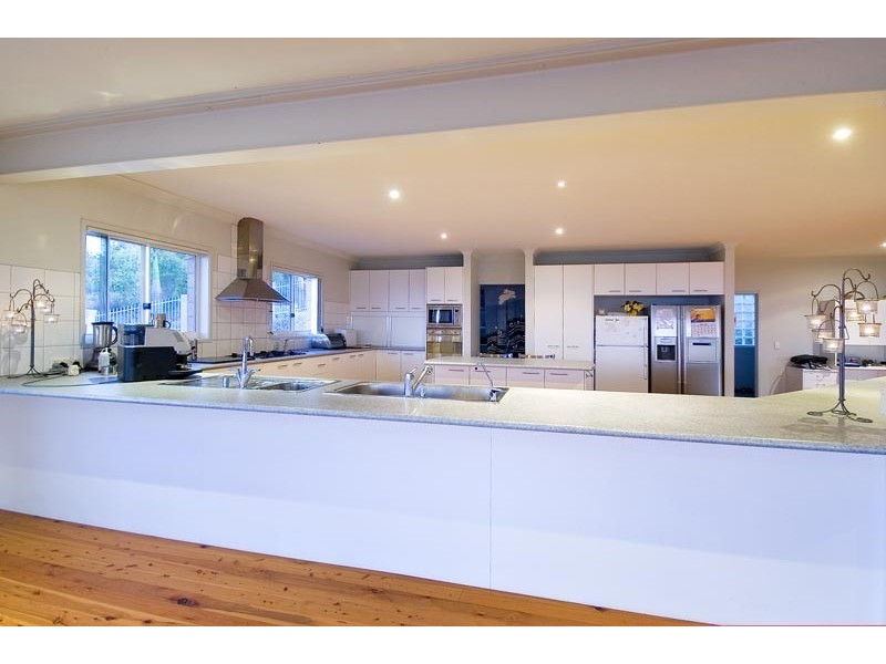 328 Chesterfield Drive, Bonogin QLD 4213