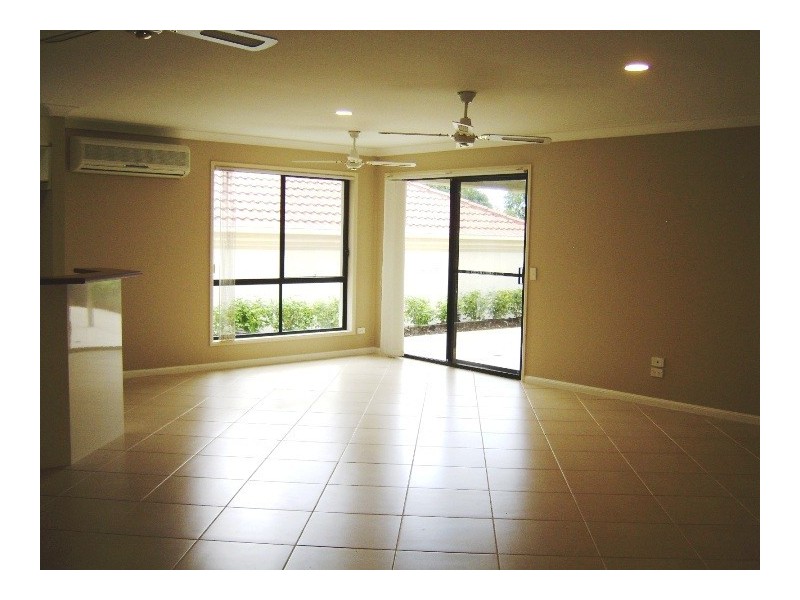 102/31 Langport Parade, Mudgeeraba QLD 4213