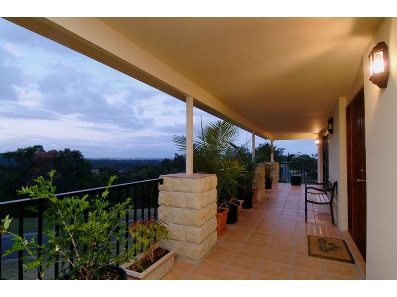 160 The Panorama, Tallai QLD 4213