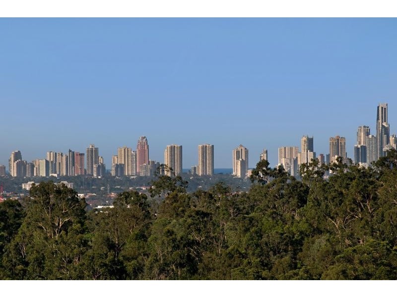 10 Roxby Court, Bonogin QLD 4213