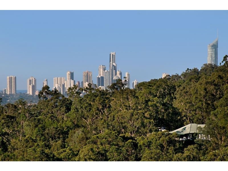 10 Roxby Court, Bonogin QLD 4213