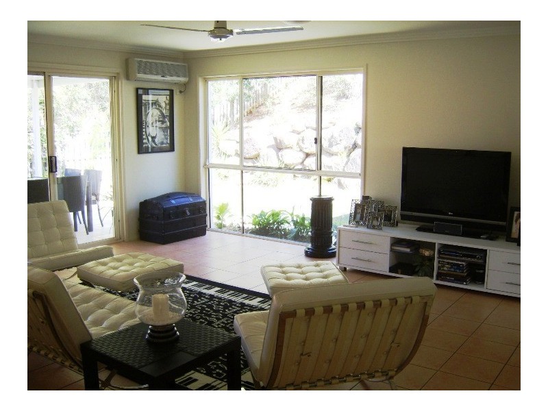 14 Bedford Crescent, Mudgeeraba QLD 4213