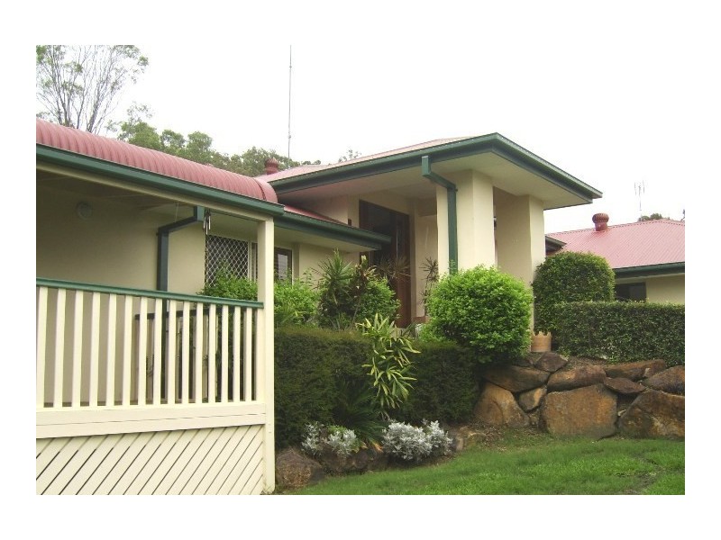 12 Observatory Drive, Reedy Creek QLD 4227