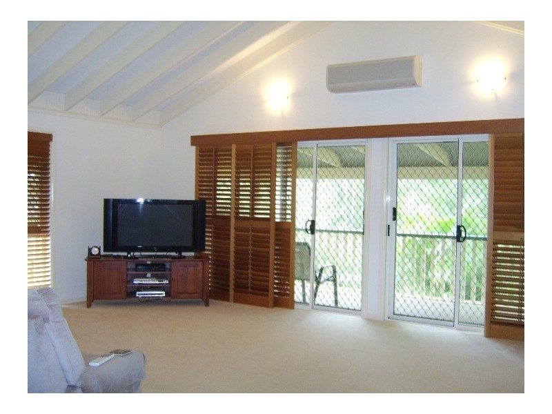 12 Observatory Drive, Reedy Creek QLD 4227