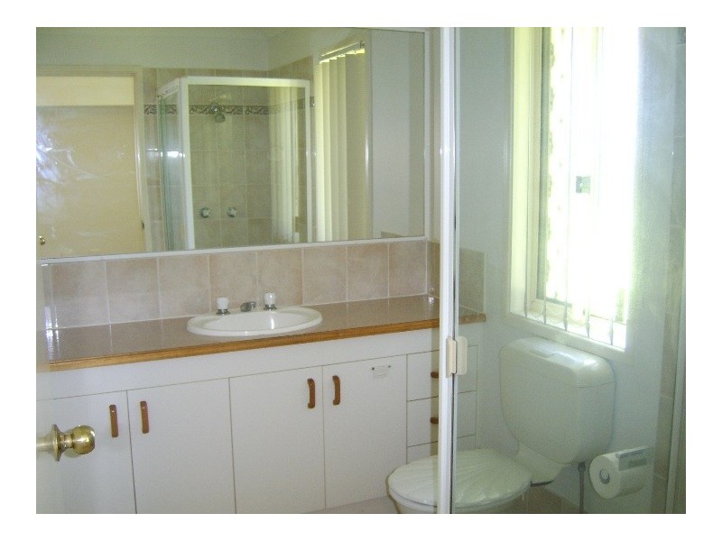 20 Langport Parade, Mudgeeraba QLD 4213