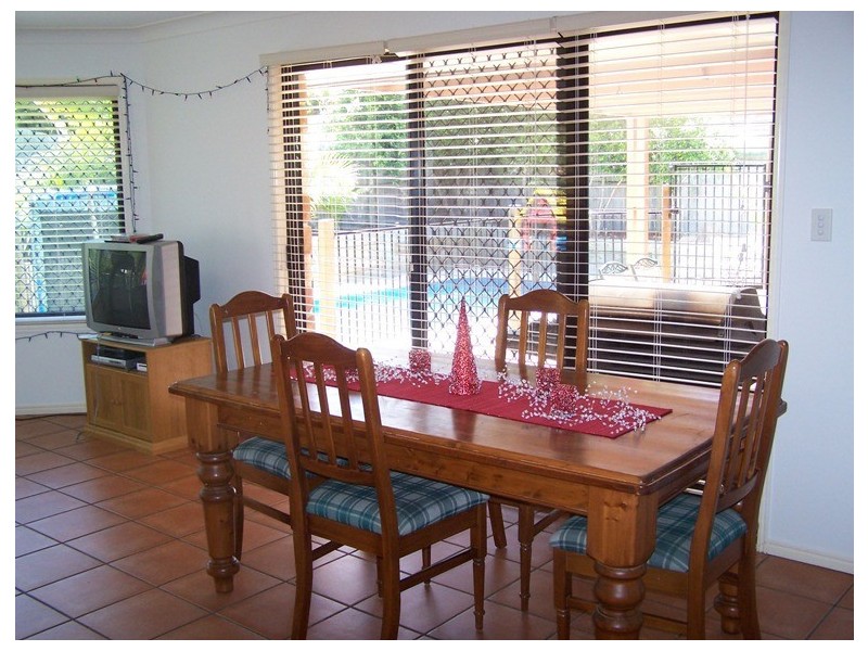 10 Sharscay Close, Burleigh Heads QLD 4220