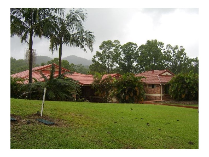 202 Glenmore Drive, Bonogin QLD 4213