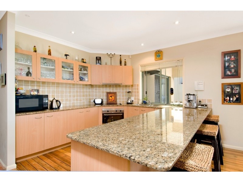 72 Harrier Drive, Burleigh Waters QLD 4220