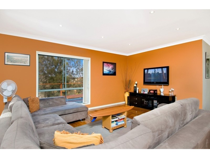 72 Harrier Drive, Burleigh Waters QLD 4220