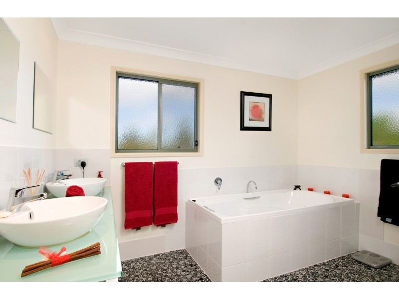 72 Harrier Drive, Burleigh Waters QLD 4220