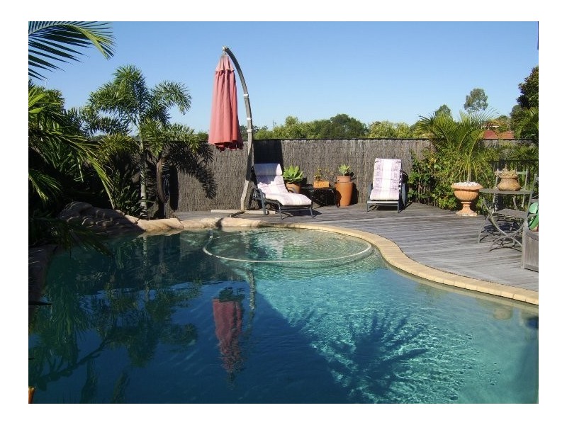 2 Bedford Crescent, Mudgeeraba QLD 4213