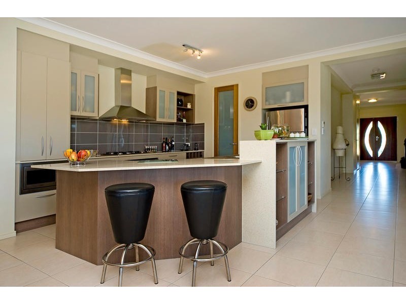 46 Boogaerdt Rise, Bonogin QLD 4213