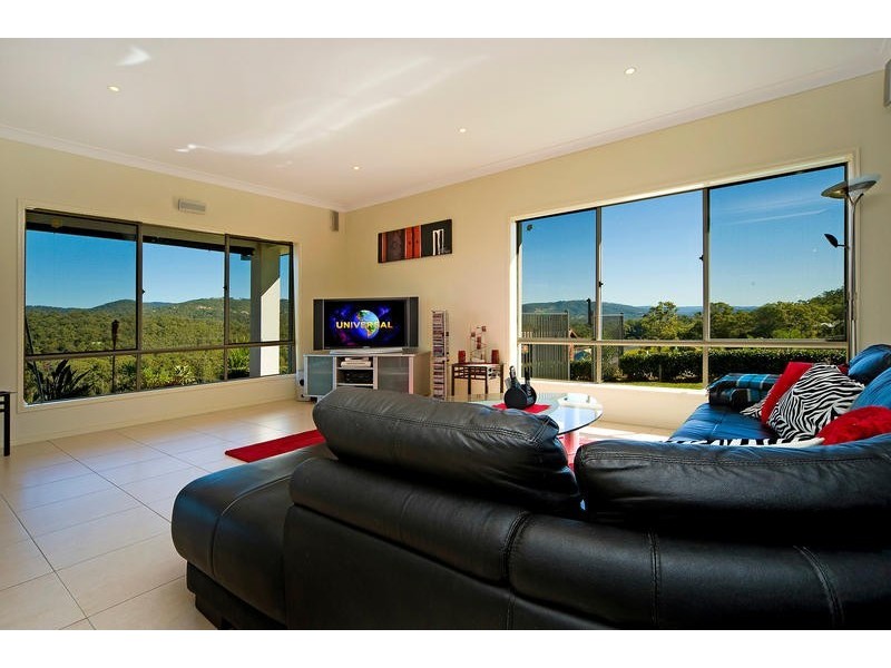 46 Boogaerdt Rise, Bonogin QLD 4213