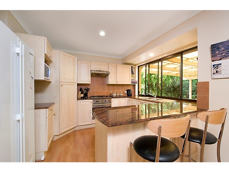2 Bertana Drive, Mudgeeraba QLD 4213