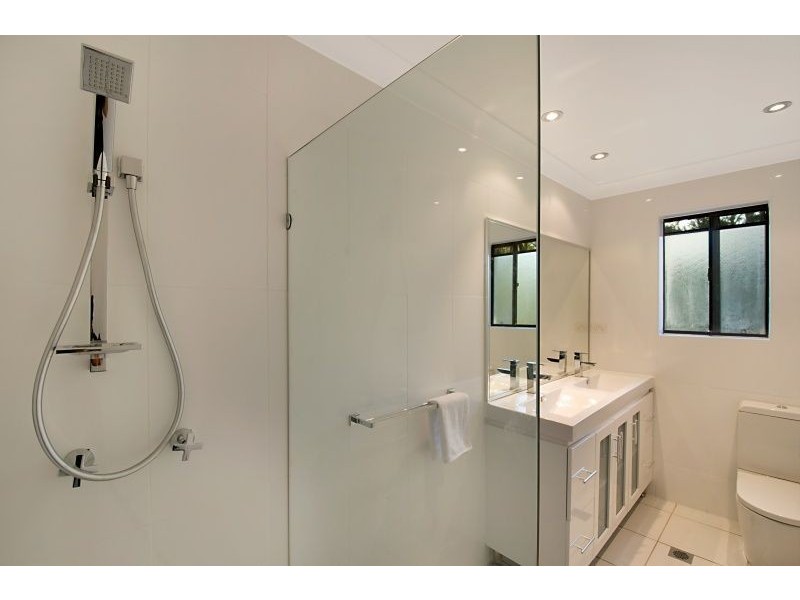 33 Bertana Drive, Mudgeeraba QLD 4213