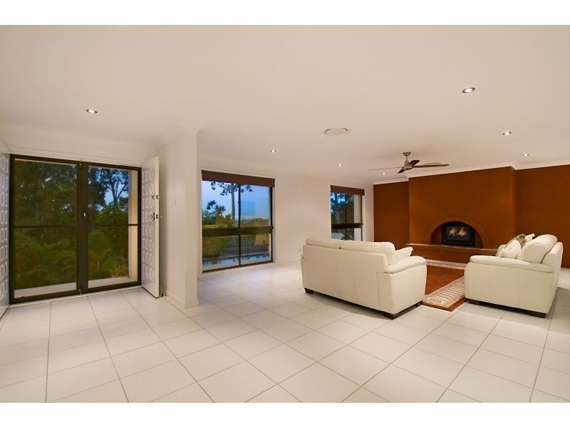 33 Bertana Drive, Mudgeeraba QLD 4213