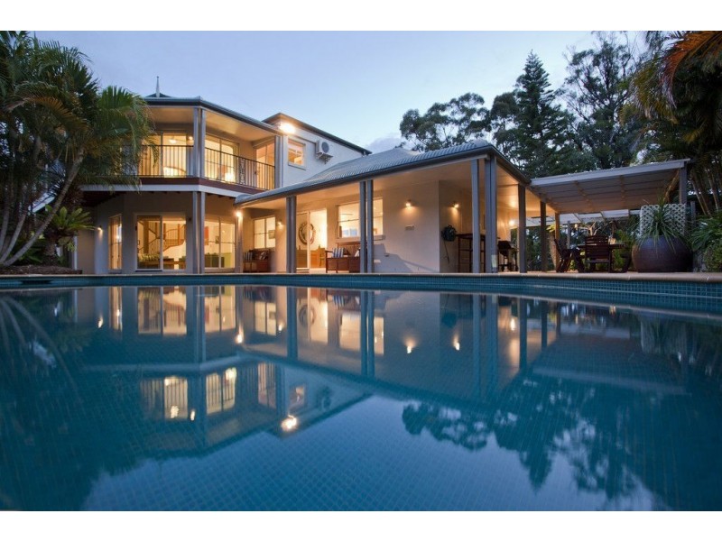 22 Brackenfield Court, Bonogin QLD 4213