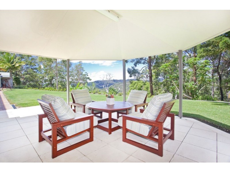 22 Brackenfield Court, Bonogin QLD 4213