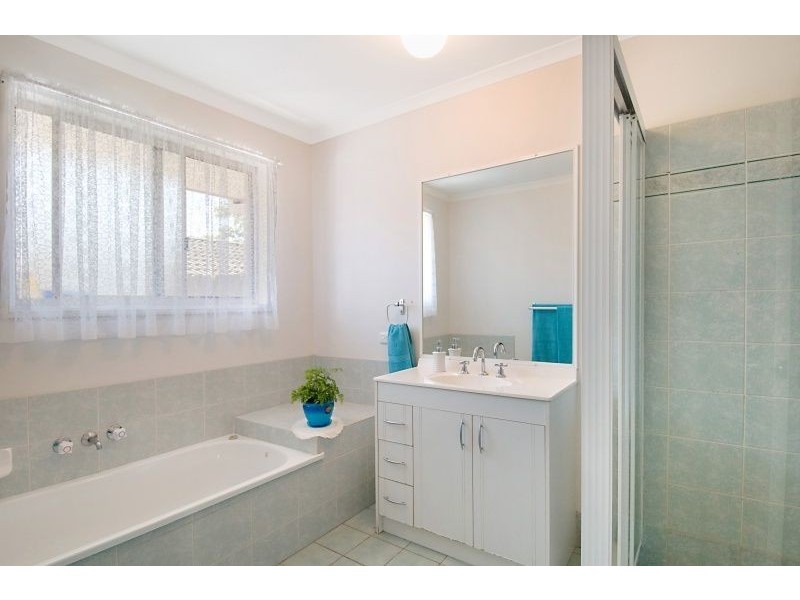 7 Sarath, Mudgeeraba QLD 4213