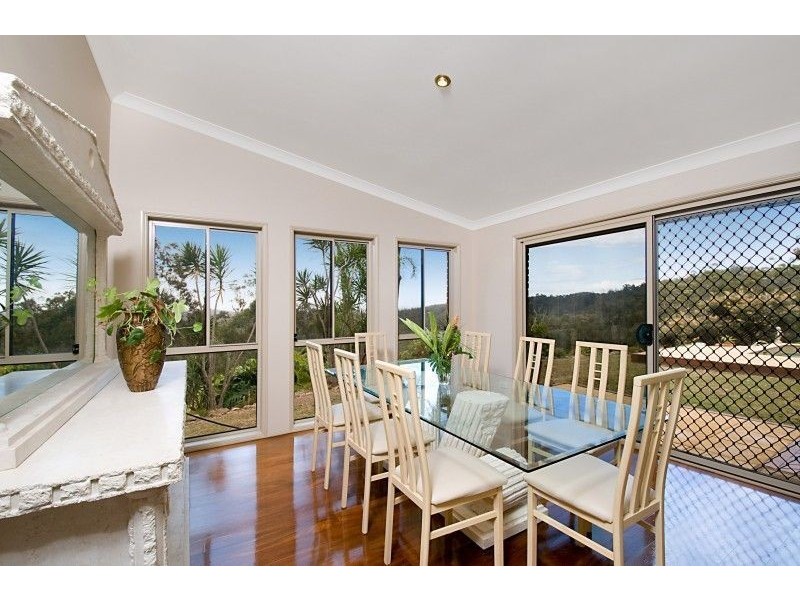 10 Roxby Court, Bonogin QLD 4213