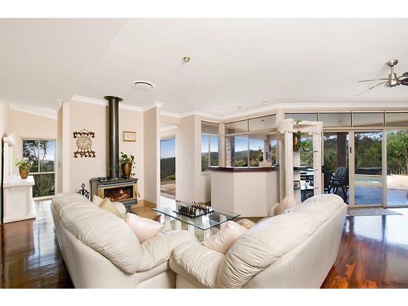 10 Roxby Court, Bonogin QLD 4213