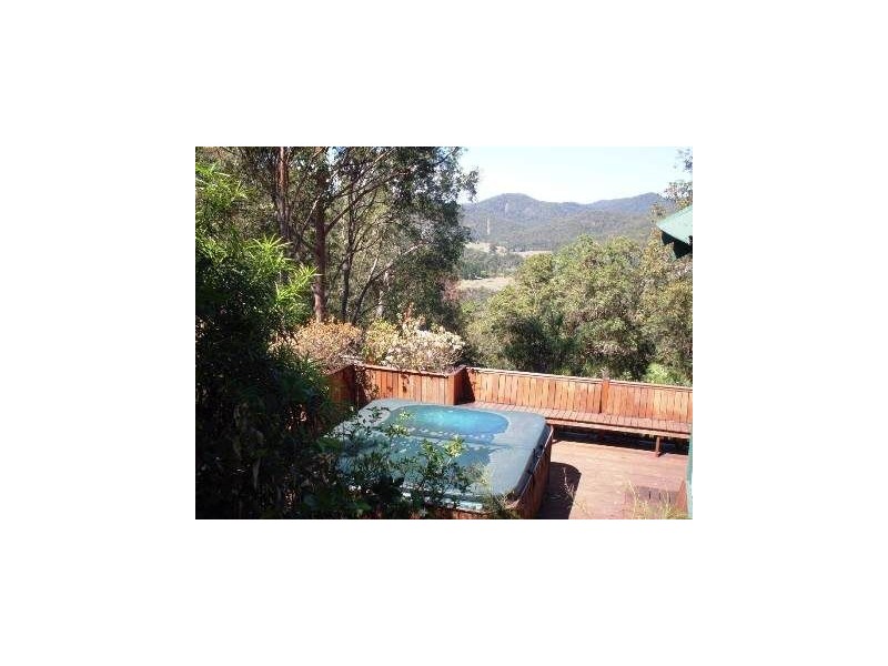 136 Strawberry Road, Bonogin QLD 4213