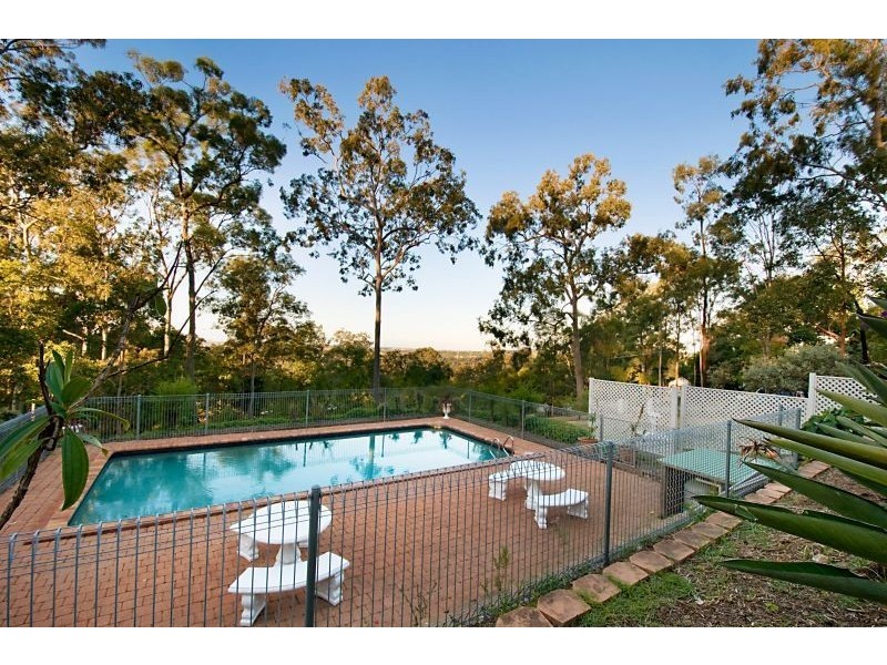 33 Bertana Drive, Mudgeeraba QLD 4213