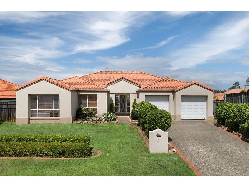 4 Bedford Crescent, Mudgeeraba QLD 4213