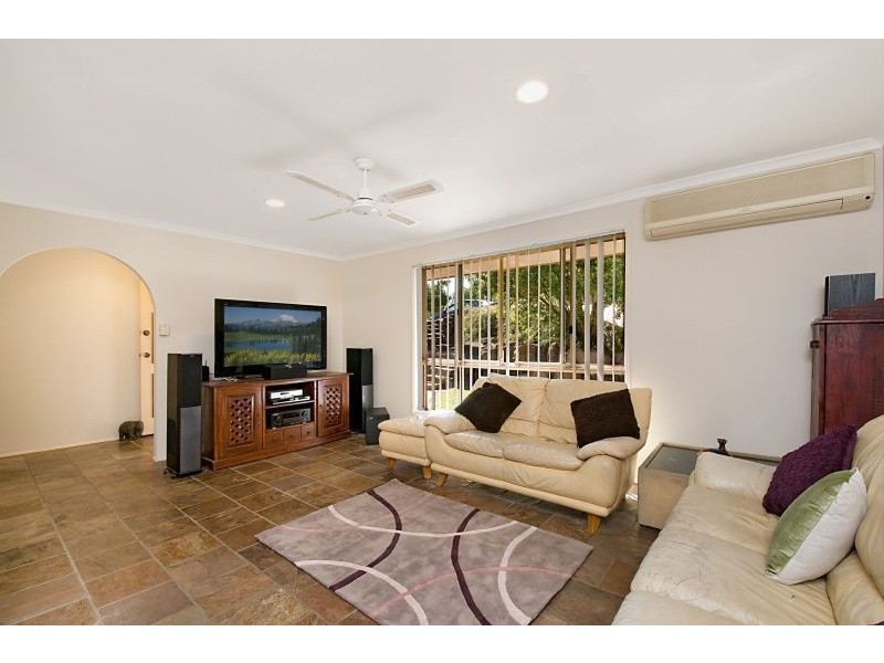 7 Sarath, Mudgeeraba QLD 4213