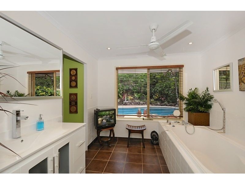 15 Glenaura Drive, Tallai QLD 4213