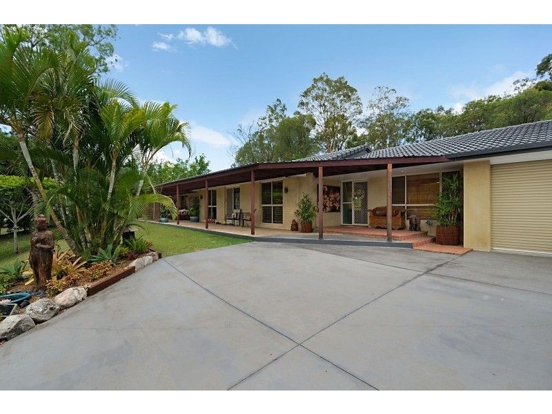 15 Glenaura Drive, Tallai QLD 4213