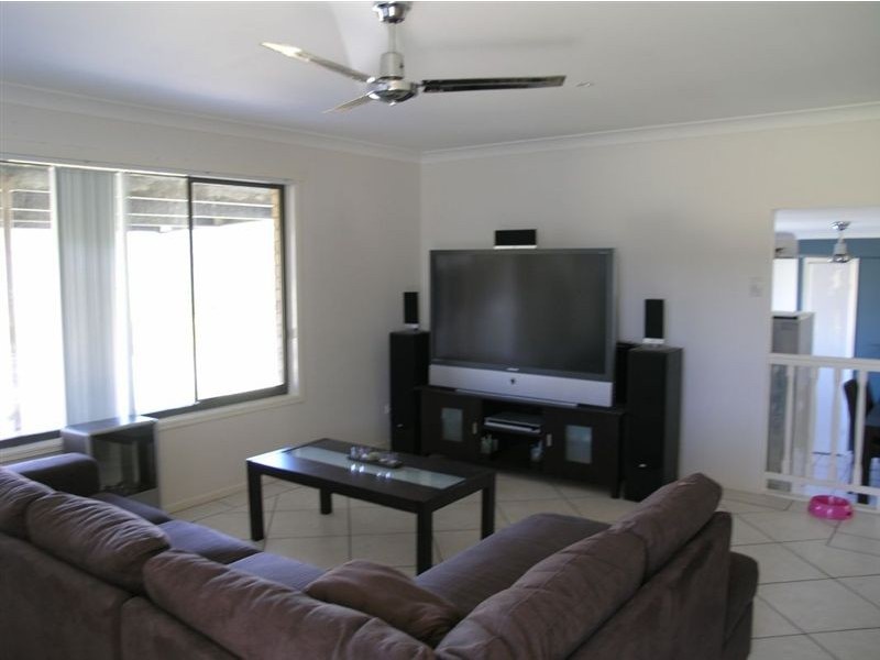 107 Highfield Drive, Merrimac QLD 4226
