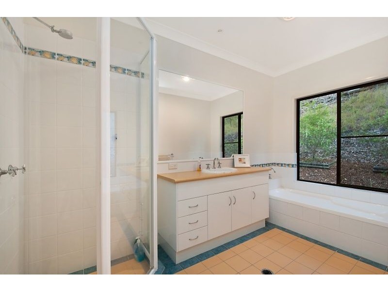 29 Pebble Creek Road, Bonogin QLD 4213