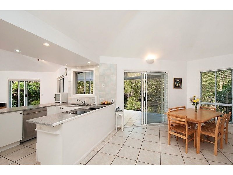 33 Strawberry Road, Mudgeeraba QLD 4213