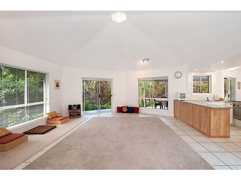 33 Strawberry Road, Mudgeeraba QLD 4213