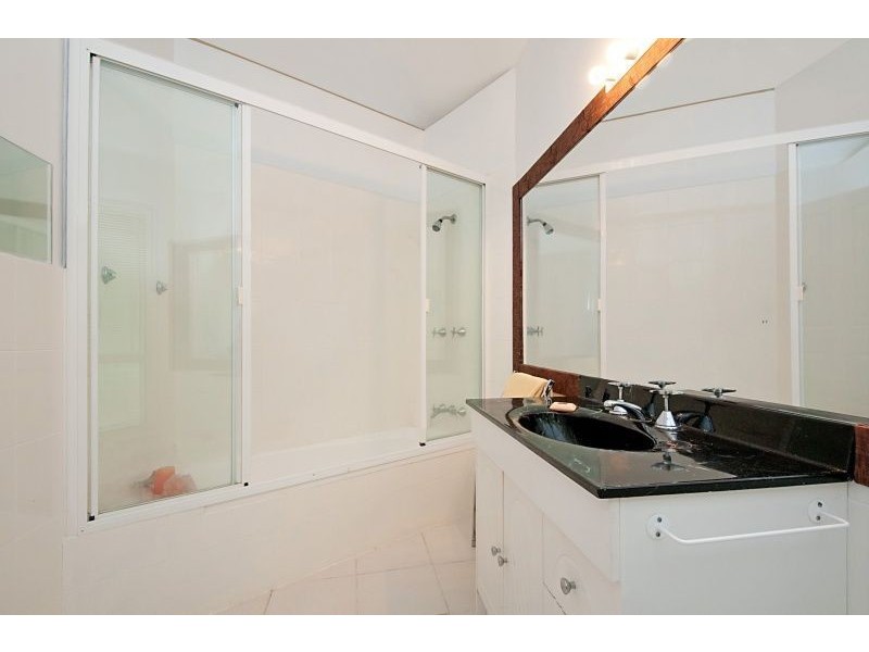 33 Strawberry Road, Mudgeeraba QLD 4213