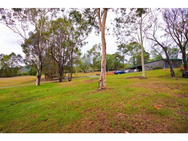 9 Brixton Court, Tallai QLD 4213