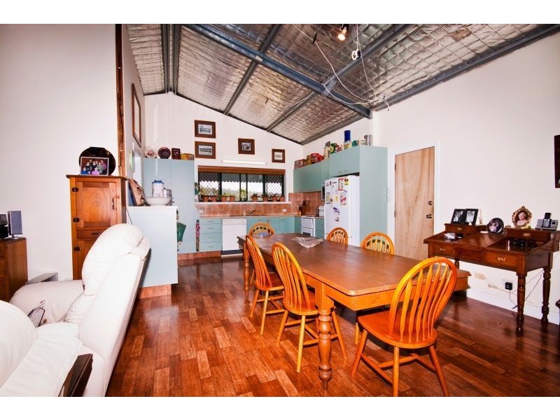 9 Brixton Court, Tallai QLD 4213